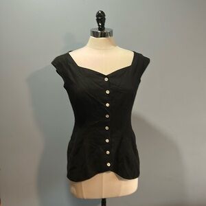 Beautiful lined linen vest from Jacob.